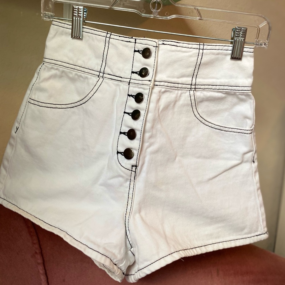 forever 21 super high rise white denim shorts size 25
